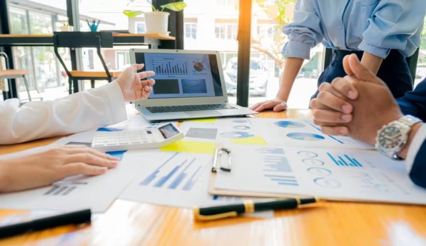 制造业的透明工厂：ERP驱动的生产可视化革命